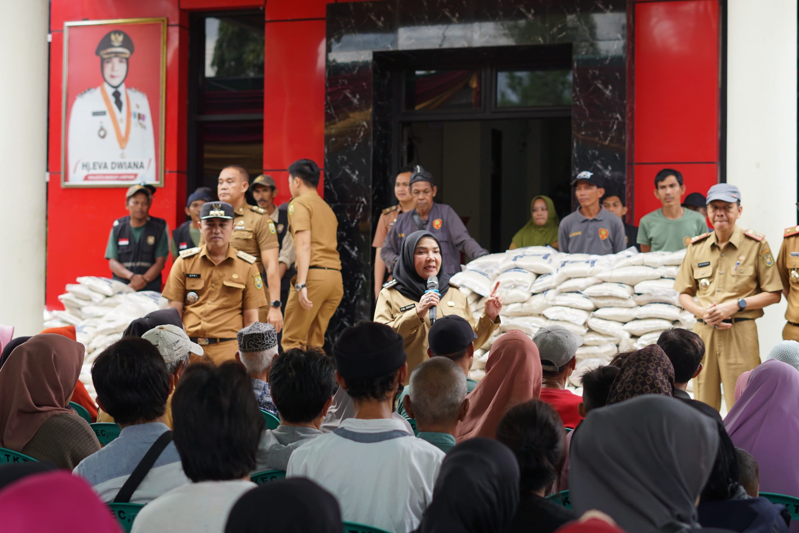 Pemerintah Kota Bandar Lampung Distribusikan Bantuan Beras untuk Kesejahteraan Keluarga 1 IMG 20250324 WA0038 scaled