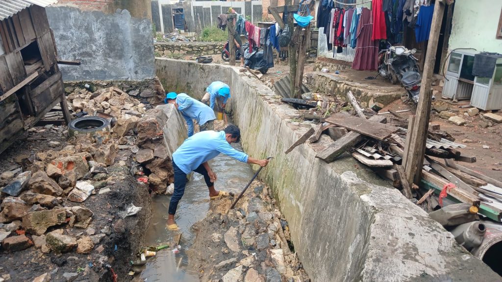 H+3 Lebaran, Pemkot Bandar Lampung Gerak Cepat Perbaiki Talud Jebol di Campang Jaya 1 IMG 20250403 WA0010