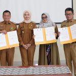 Pemprov Lampung Bersama RSUDAM Perkuat Etika dan Disiplin Klinik untuk Pendidikan Tenaga Kesehatan yang Bermartabat 3 QytQ3WuVOghTJG1RpPQeXCjlB1qGUYfCgDHw1ucY scaled e1748427397545