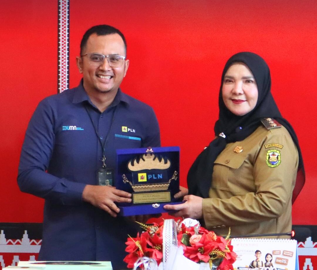 Eva Dwiana Terima Audiensi PLN UP3 Bahas Pelayanan Listrik di Bandar Lampung 1 Eva Dwiana Terima Audiensi PLN UP3 Bahas Pelayanan Listrik di Bandar Lampung e1750522412877