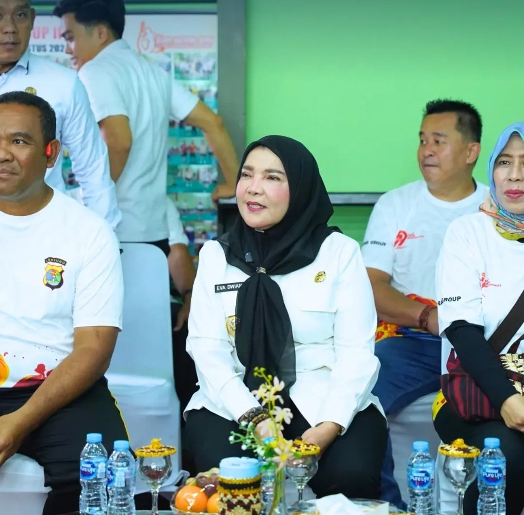 Walikota Bandar Lampung Buka Turnamen Badminton Kapolresta Cup Sambut Hari Bhayangkara ke-79 1 Walikota Eva Dwiana Buka Turnamen Badminton Kapolresta Cup Sambut Hari Bhayangkara ke 79 e1750566894279