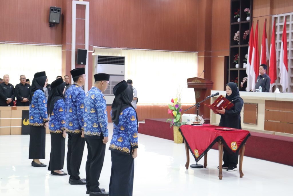 266 PPPK Dilantik Pemkot Bandar Lampung, Eva Dwiana Tekankan Profesionalisme dan Etika 1 Gambar WhatsApp 2025 07 28 pukul 18.26.43 e4b11002