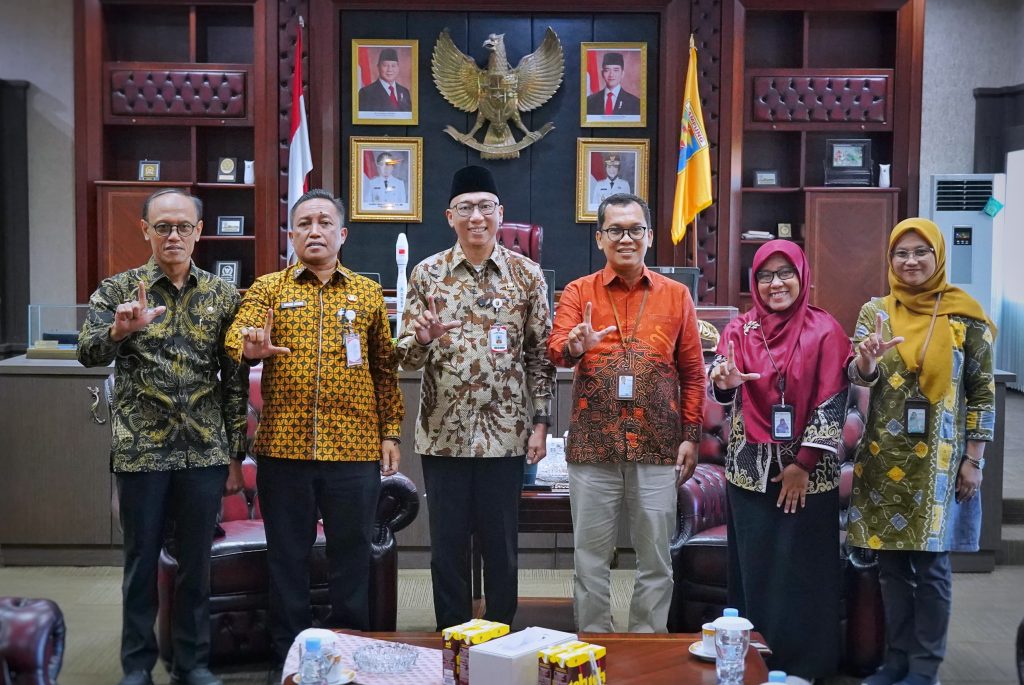 Mirza Dorong Transformasi Digital untuk Tingkatkan Kepercayaan Publik 1 Menuju Tata Kelola Modern Gubernur Lampung Dorong Transformasi Digital Berbasis Data