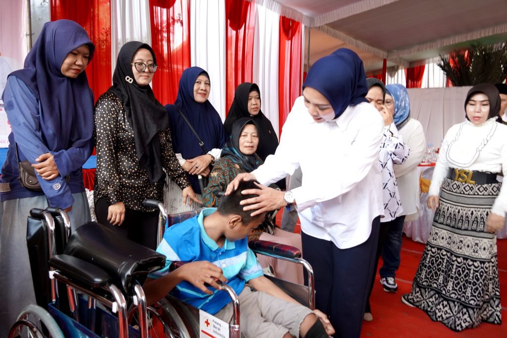 Peringati HDDS 2025, Ketua PMI Provinsi Lampung Tegaskan Komitmen Kemanusiaan dan Ketersediaan Darah Aman 1 Peringati HDDS 2025 Ketua PMI Provinsi Lampung Tegaskan Komitmen Kemanusiaan dan Ketersediaan Darah Aman