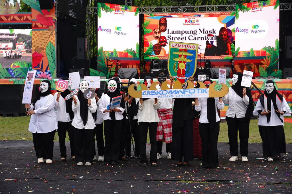 K-Fest ke-34, Lampung Gaungkan Semangat Budaya dan Ekonomi Kreatif 1 Krakatau Festival Kembali Hadir Wujud Cinta Budaya dan Ekonomi Kreatif Lampung