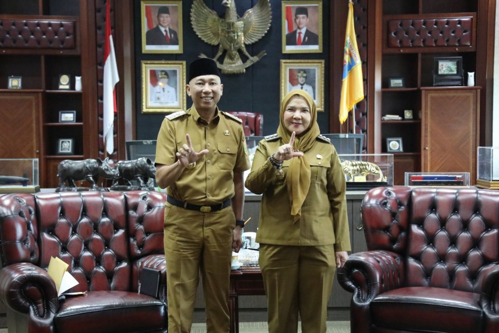 Pemprov–Pemkot Perkuat Kolaborasi Wujudkan Ibu Kota Lampung yang Maju dan Berdaya Saing 1 Pemprov Pemkot Perkuat Sinergi Satukan Langkah Mewujudkan Ibu Kota Provinsi yang Maju dan Berdaya Saing