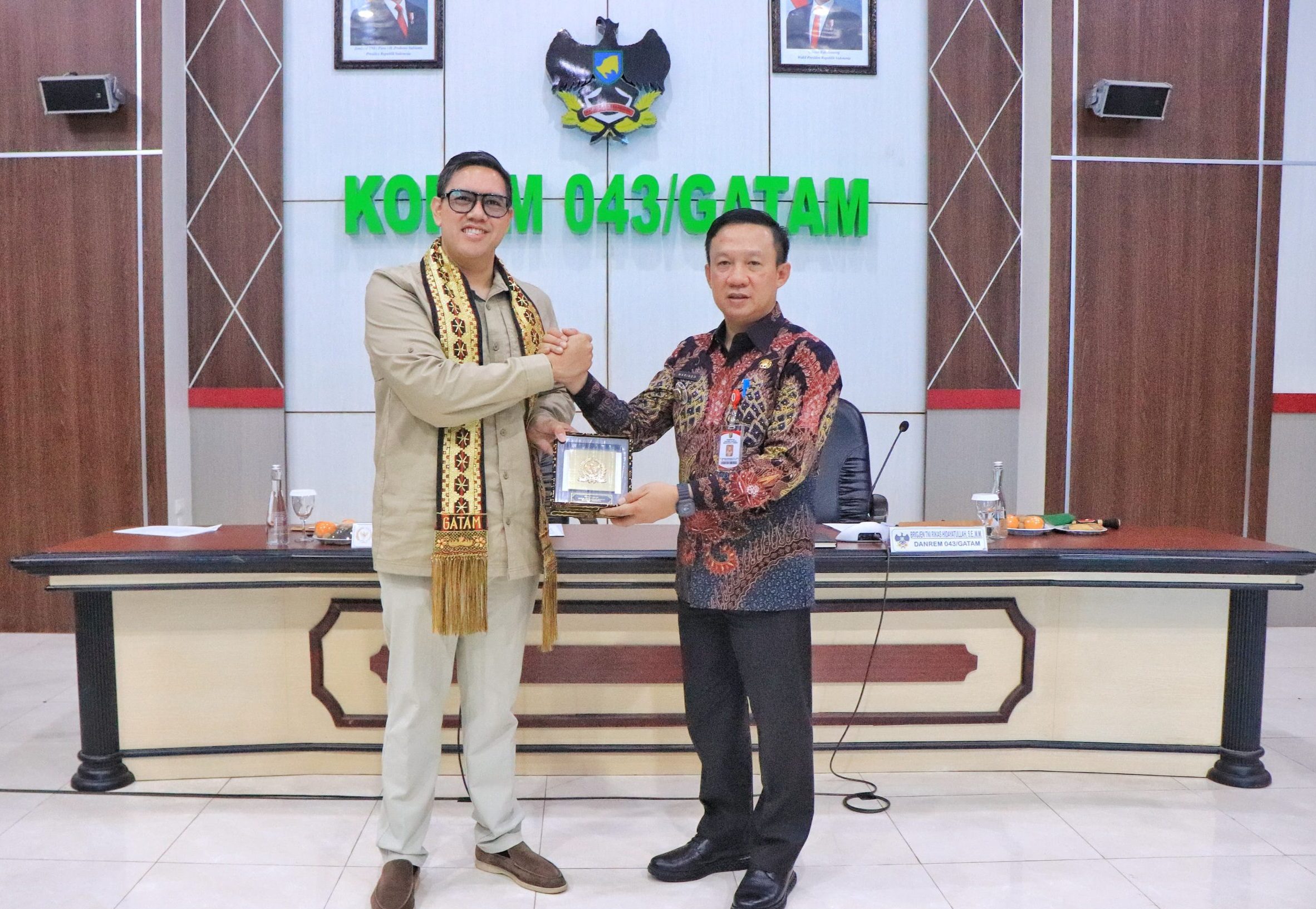 Lampung Siap Jadi Sentra Pertahanan Strategis Sumatera, Kodam XX/Radin Inten Segera Terwujud 1 Sinergi Pemprov Lampung dan TNI Kodam Radin Inten Menuju Kenyataan scaled e1756093649877