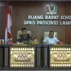 Surplus Telur Komisi II DPRD Lampung Terima Keluhan Peternak