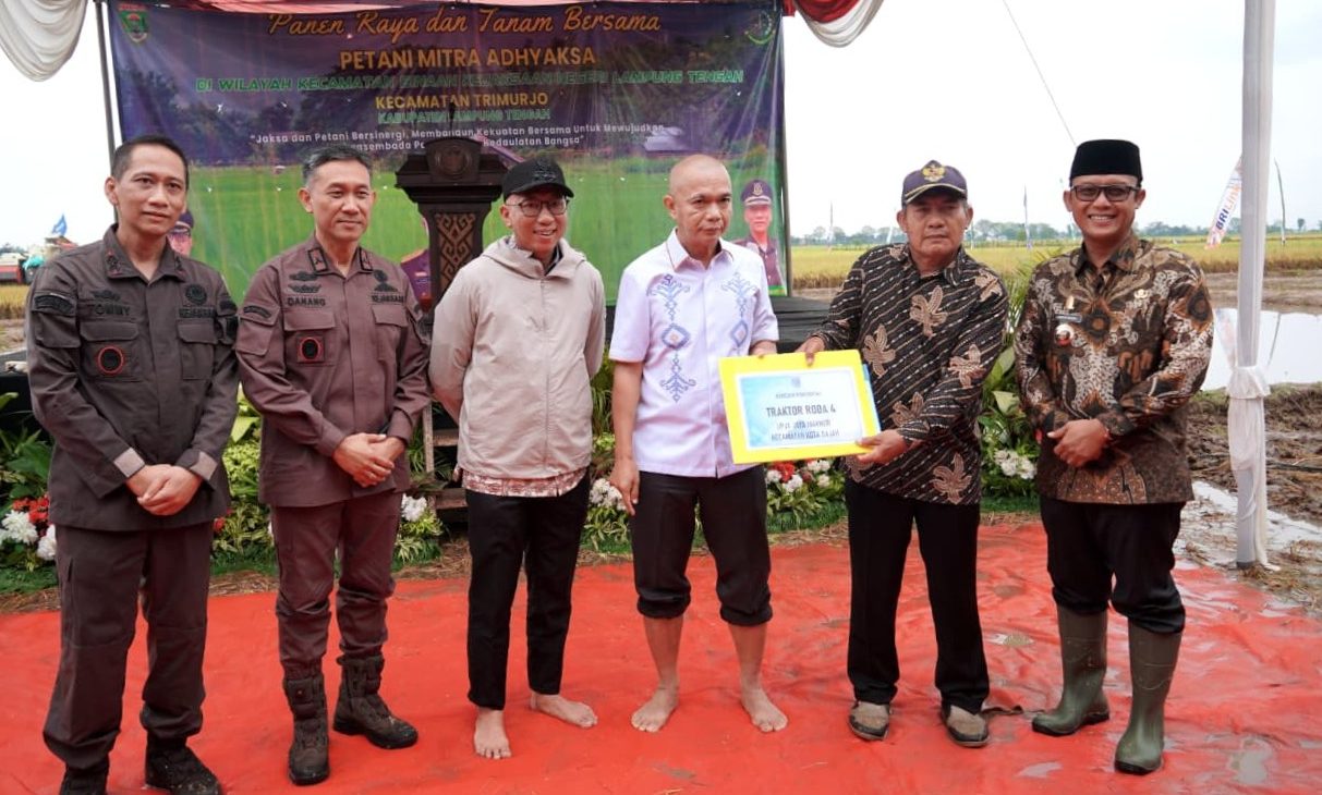 Panen Raya di Trimurjo Lampung Siap Jadi Garda Terdepan Ketahanan Pangan Nasional e1758468335580