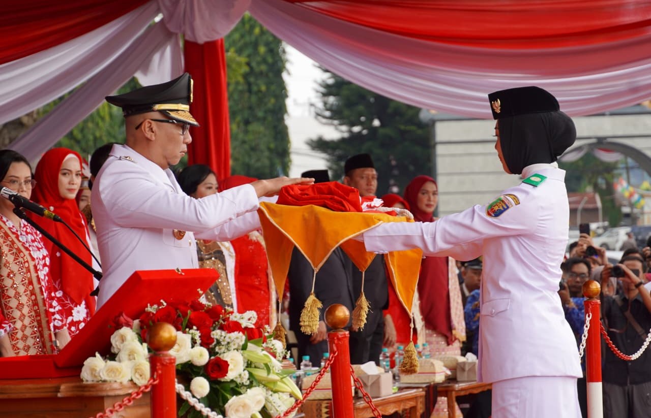 Upacara HUT ke-80 RI di Lampung Penuh Khidmat, Gubernur Tekankan Persatuan dan Pembangunan 1 Upacara HUT ke 80 RI di Lampung Penuh Khidmat Gubernur Tekankan Persatuan dan Pembangunan