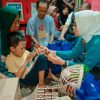 Batin Wulan Dampingi Bocah Gizi Buruk di Natar: “Anak Lampung Harus Tumbuh Sehat dan Ceria” 2 Wulan Mirza Kunjungi Bocah Penderita Gizi Buruk di Natar