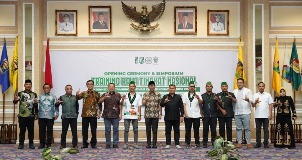Gubernur Lampung Buka Training Raya HMI 1 Buka Training Raya HMI Gubernur Mirza Dorong Generasi Muda Jadi Pelopor Transformasi Bangsa e1763905896106