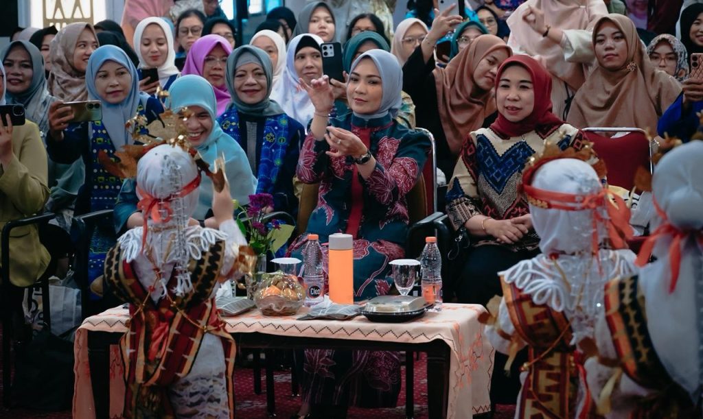 Peringati 1 Dekade AIMI Lampung Ketua TP. PKK Tekankan Pentingnya Gizi Seimbang dan ASI Eksklusif e1763905494836