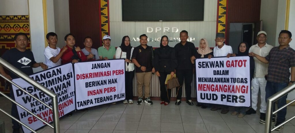 Media Respons Penundaan Pembayaran Publikasi DPRD Lamteng Lewat Hukum 1 WhatsApp Image 2025 12 24 at 06.32.01