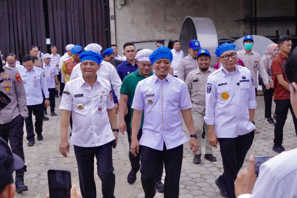 Bupati Pringsewu Terima Kunjungan Dua Gubernur di Graha Pamungkas 1 IMG 20260107 WA0065