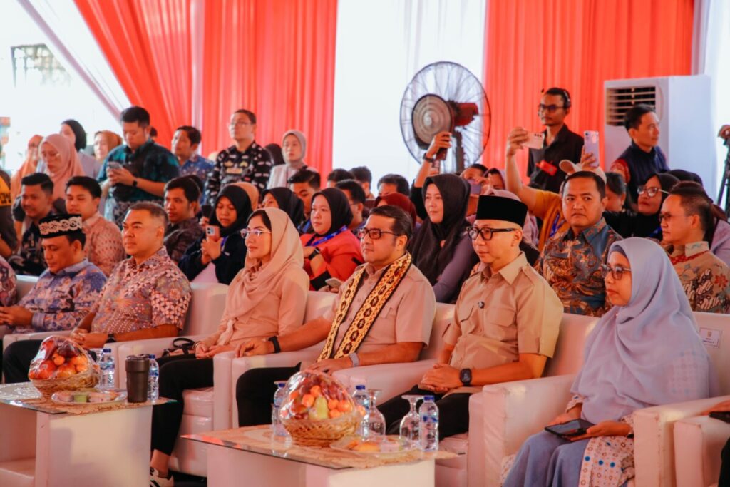 Dampingi Menekraf, Gubernur Lampung Tegaskan Kesiapan MBG dan Dorong Ekonomi Kreatif