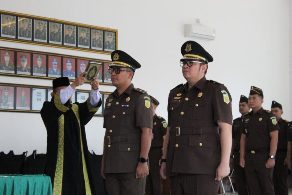 Kejari Lampung Tengah Rombak Formasi, Bidik Korupsi APBD Hingga Bandar Narkoba 1 Kejari Lampung Tengah Rombak Formasi, Bidik Korupsi APBD Hingga Bandar Narkoba