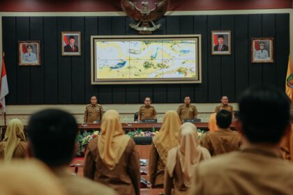 Pemprov Lampung Tegaskan Komitmen Perkuat Disiplin Kerja dan Inovasi untuk Tingkatkan Kualitas Pelayanan Publik melalui Pengaturan Hari dan Jam Kerja ASN e1770100754588