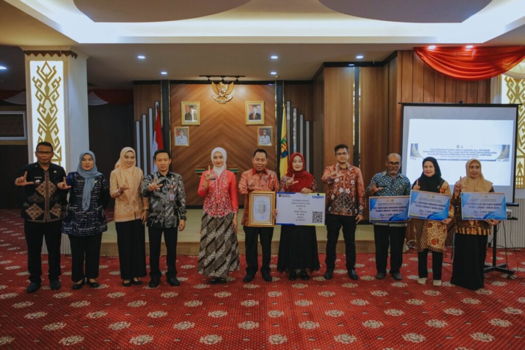 Wagub Jihan Nurlela Lepas Purnabakti Kadisbun Lampung Intizam 1 Wagub Jihan Nurlela Lepas Purnabakti Kadisbun Lampung Intizam