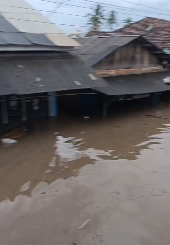 Bandar Lampung Terkepung Banjir 1 116478