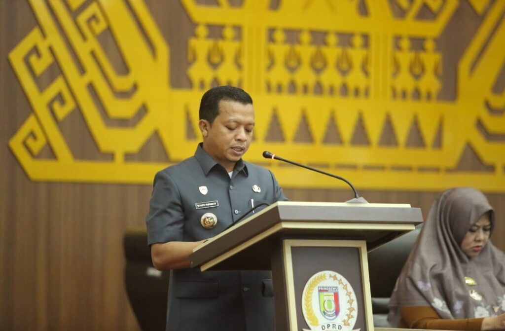 Pemkab Pringsewu Tegaskan Komitmen Reformasi Birokrasi, Jawab Pandangan Fraksi soal Perubahan SOTK 1 Screenshot 20260303 194151