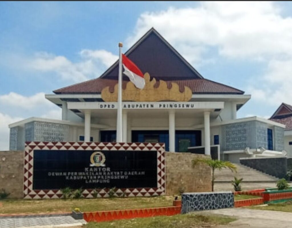 DPRD Pringsewu Bentuk Pansus, Penggabungan OPD Tak Sekadar Efisiensi Anggaran 1 DPRD Pringsewu Bentuk Pansus, Penggabungan OPD Tak Sekadar Efisiensi Anggaran