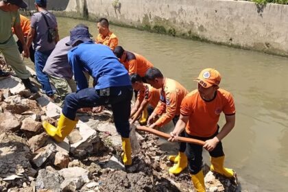 Talud Roboh Diterjang Hujan, Pemkot Bandar Lampung Kerahkan TRC