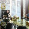 Wali Kota Bandar Lampung Serahkan Bantuan Pengobatan dan Santunan kepada Warga