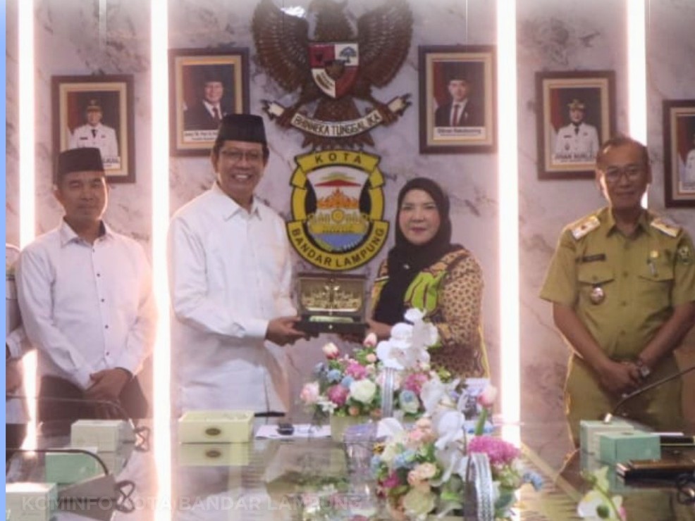 Eva Dwiana Terima Audiensi Rektor UIN Raden Intan 1 Eva Dwiana Terima Audiensi Rektor UIN Raden Intan