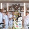 Wali Kota Bandar Lampung Terima Audiensi HIPMI, Perkuat Sinergi Pengembangan UMKM 2 Wali Kota Bandar Lampung Terima Audiensi HIPMI, Perkuat Sinergi Pengembangan UMKM
