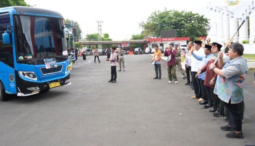 Pemkot Bandar Lampung Lepas Kontingen Santri ke Ajang MKTT 1 Screenshot2026 04 1322170