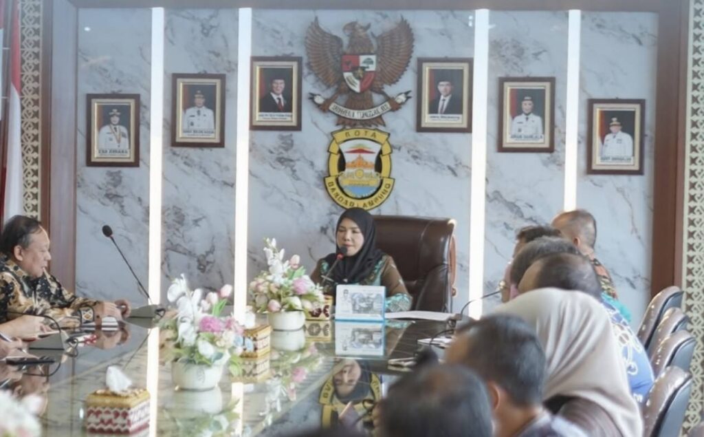 Jelang Ramadan, Eva Dwiana Ingatkan OPD Fokus Tingkatkan Pelayanan 1 Jelang Ramadan, Eva Dwiana Ingatkan OPD Fokus Tingkatkan Pelayanan