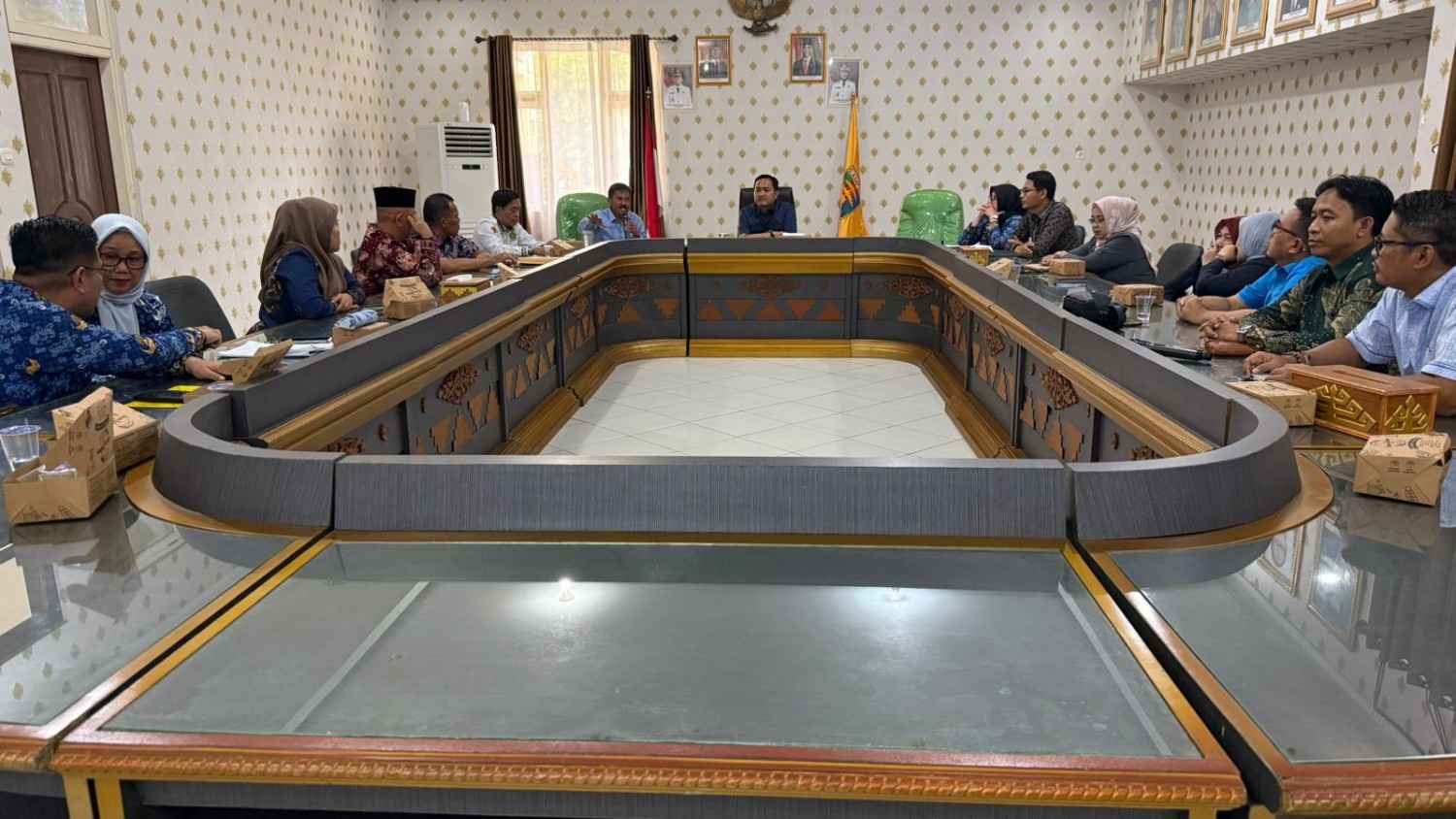 SPMB Lampung dalam Bayang-Bayang Titipan dan Data Pendidikan yang Bias 1 SPMB Lampung dalam Bayang-Bayang Titipan dan Data Pendidikan yang Bias
