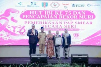 IBI Lampung Raih Rekor MURI, Gubernur Mirza Apresiasi Peran Bidan Tingkatkan Kesadaran Pap Smear