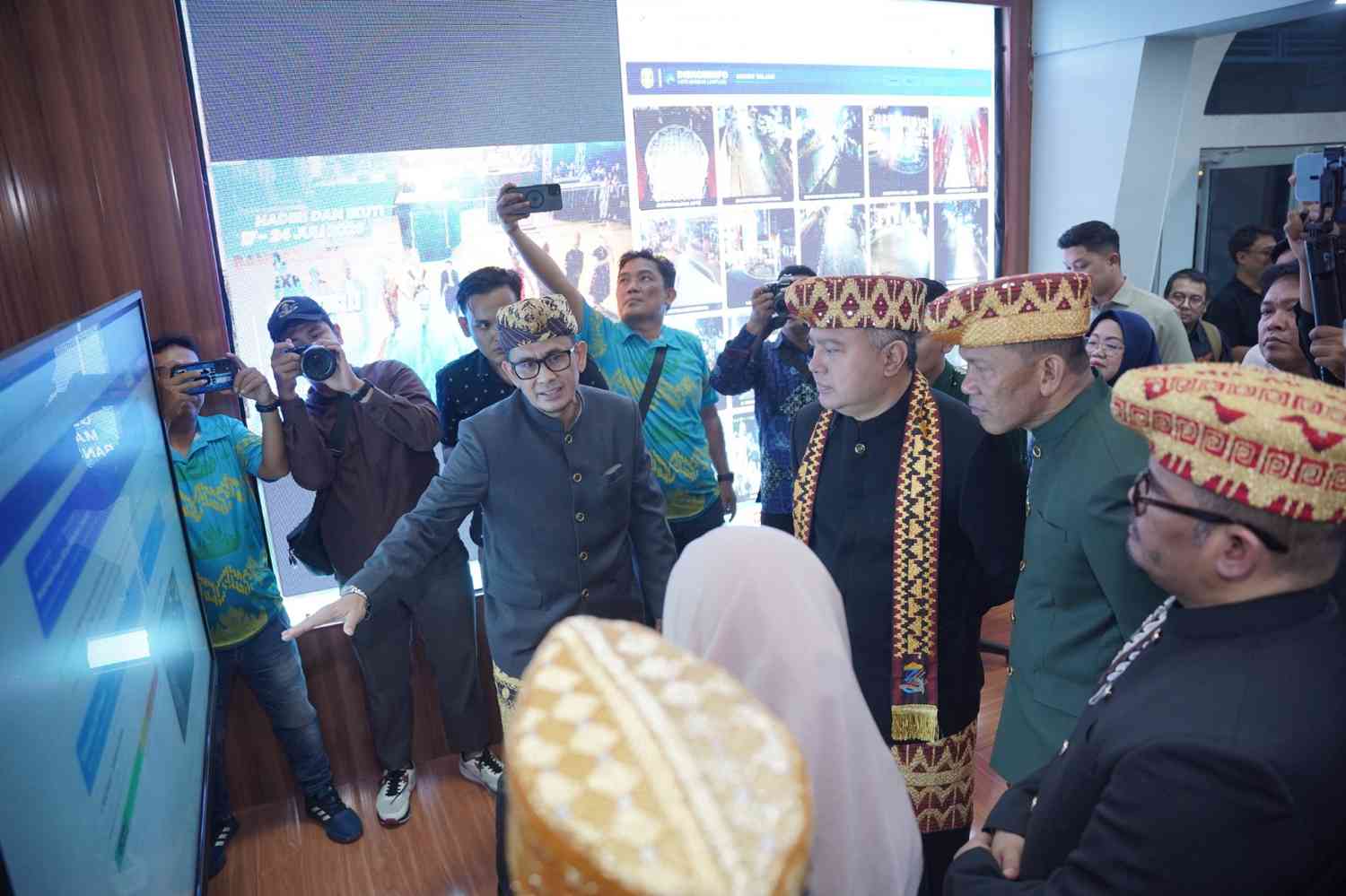 Kadis Kominfo Bandar Lampung Paparkan Program Seribu Wajah kepada Sekjen Kemendagri