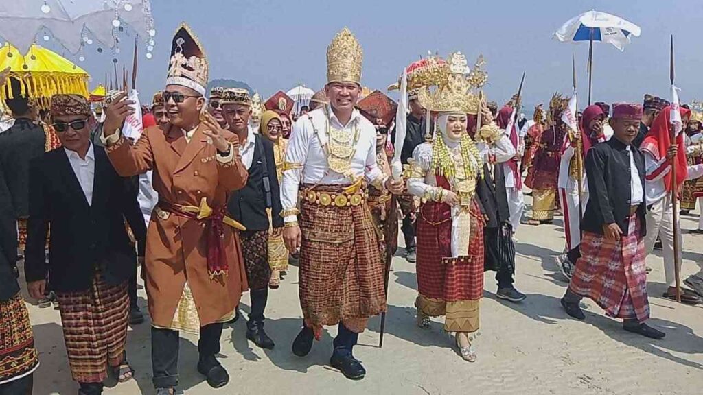 Pangdam XXI/Radin Inten Resmi Sandang Gelar Adat Pangeran Satria Negara di Begawi Festival 2026