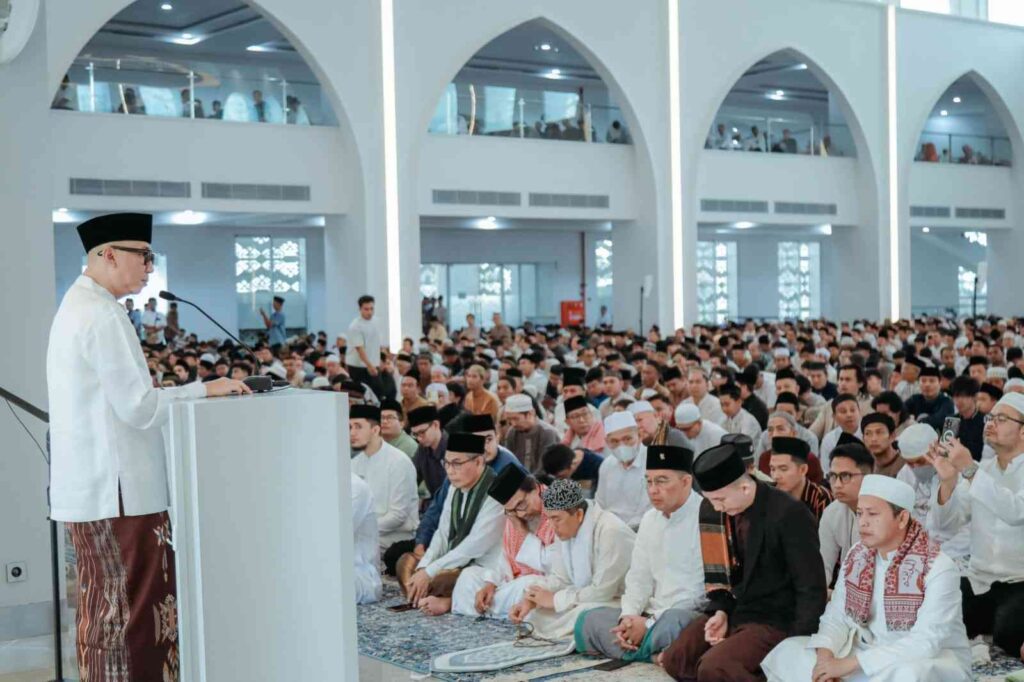 Gubernur Mirza Ajak Warga Lampung Perkuat Persatuan di Momentum Idul Adha 1447 H 1 Gubernur Mirza Ajak Warga Lampung Perkuat Persatuan di Momentum Idul Adha 1447 H