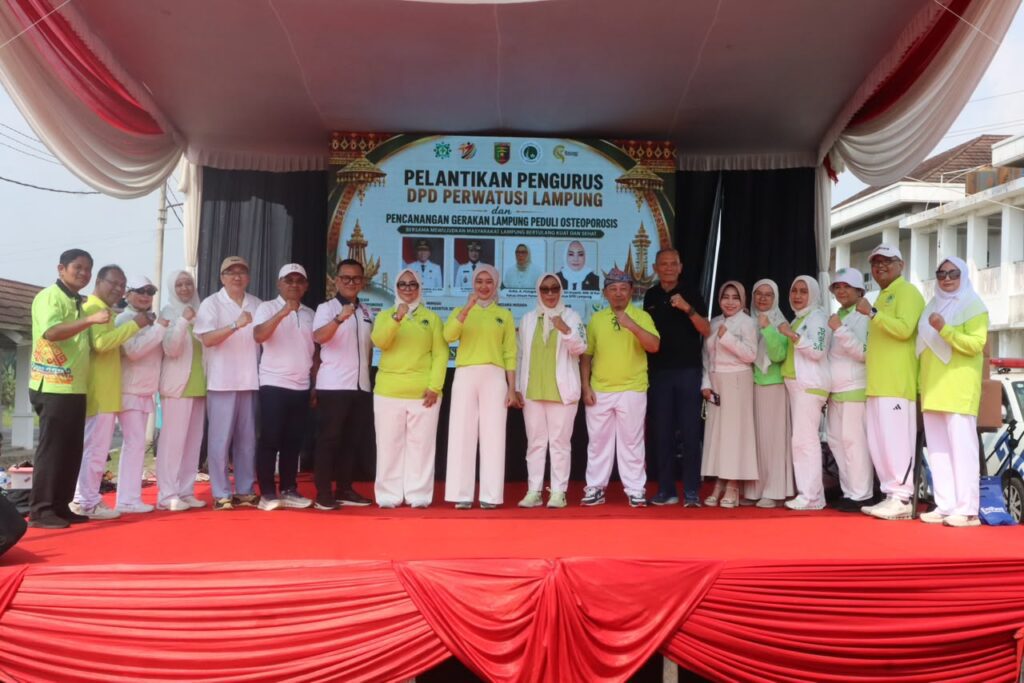 Cegah Osteoporosis, Jihan Nurlela Dorong Masyarakat Terapkan Pola Hidup Aktif 1 Cegah Osteoporosis, Jihan Nurlela Dorong Masyarakat Terapkan Pola Hidup Aktif