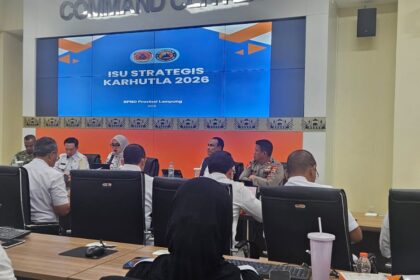 Karhutla Intai Lampung, Wagub Jihan Nurlela Minta Kesiapsiagaan Diperkuat 6 Karhutla Intai Lampung, Wagub Jihan Nurlela Minta Kesiapsiagaan Diperkuat