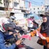 Eva Dwiana Turun Langsung Bagikan 10 Ribu Bendera Merah Putih 3 Eva Dwiana Turun Langsung Bagikan 10 Ribu Bendera Merah Putih