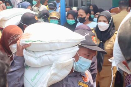 11.863 Warga Bandar Lampung Terima Bantuan Beras, Disalurkan di 5 Kecamatan