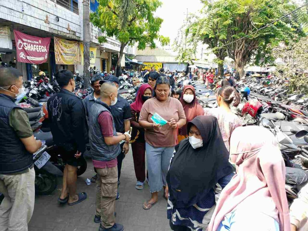 Gunung Anak Krakatau Erupsi, Pemkot Bandar Lampung Perkuat Antisipasi Dampak Abu Vulkanik 1 Gunung Anak Krakatau Erupsi, Pemkot Bandar Lampung Perkuat Antisipasi Dampak Abu Vulkanik