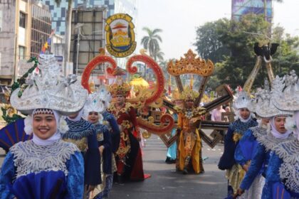 Usung Pesona Tapis Berseri ke Karnaval, Bandar Lampung Sekaligus Promosikan Wisata 4 Usung Pesona Tapis Berseri ke Karnaval, Bandar Lampung Sekaligus Promosikan Wisata