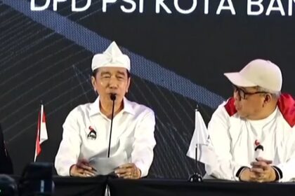 Jokowi Pede: PSI Partai Baru, Tapi Sudah Bikin Banyak yang Ketakutan 1 Jokowi Pede: PSI Partai Baru, Tapi Sudah Bikin Banyak yang Ketakutan
