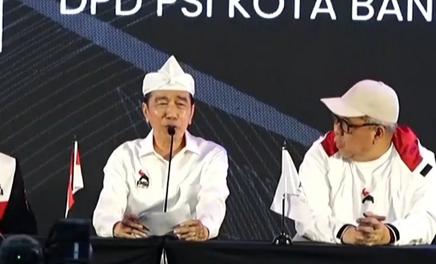 Jokowi Pede: PSI Partai Baru, Tapi Sudah Bikin Banyak yang Ketakutan 1 Jokowi Pede: PSI Partai Baru, Tapi Sudah Bikin Banyak yang Ketakutan