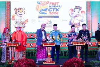 Guru Berkarya, Lampung Maju: Parosil Resmi Buka Festival Kreasi GTK se-Provinsi Lampung 4 Screenshot 2026 09 02 07 51 59 71 a23b203fd3aafc6dcb84e438dda678b6