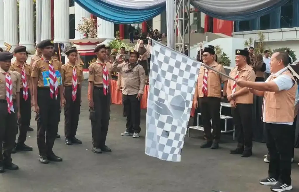 Lomba Gerak Jalan Pramuka Dimulai, Iwan Gunawan Tekankan Kebersamaan