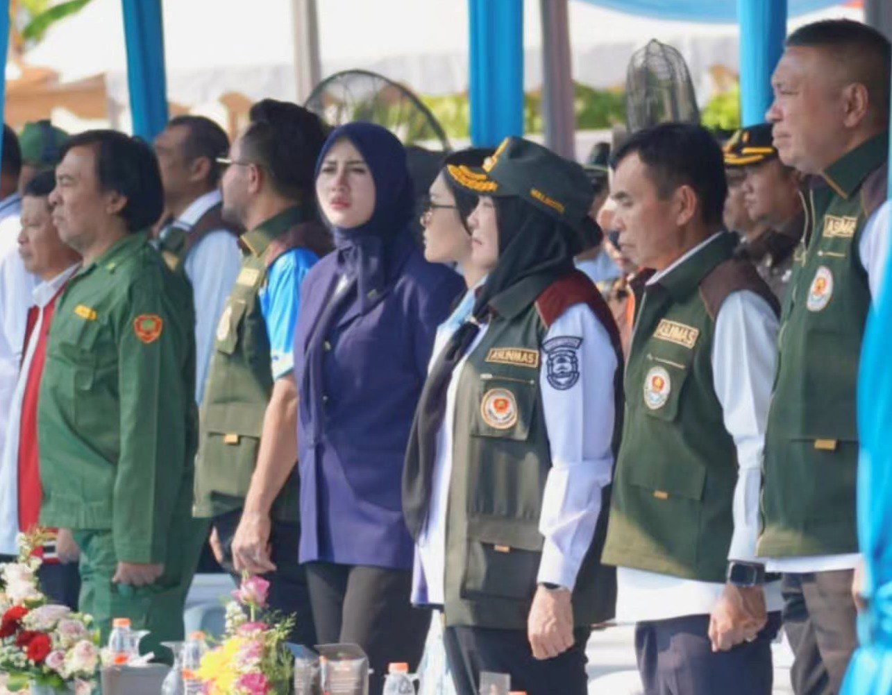 Eva Dwiana Hadiri Apel Akbar 243 Ribu Satlinmas di Jawa Tengah 1 Eva Dwiana Hadiri Apel Akbar 243 Ribu Satlinmas di Jawa Tengah