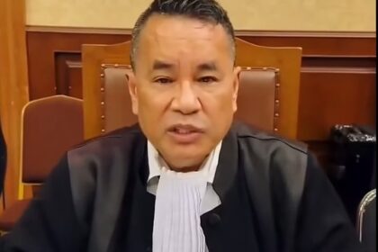 Hotman Paris Ingatkan Jokowi: Jangan Terima Orang yang Bermasalah Hukum 1 Hotman Paris Ingatkan Jokowi: Jangan Terima Orang yang Bermasalah Hukum