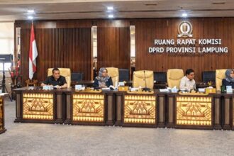 Komisi II DPRD Lampung Bahas Arah Pengembangan Pertanian Perkotaan 6 Komisi II DPRD Lampung Bahas Arah Pengembangan Pertanian Perkotaan
